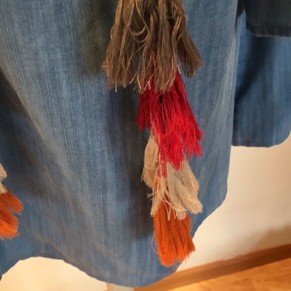 Avani denim chambray shirt bell sleeve tie top oversized tassels blue Medium - Picture 8 of 9